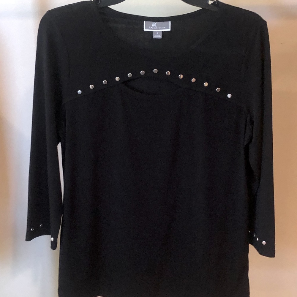 JM Collection S Black Top w Silver Studs